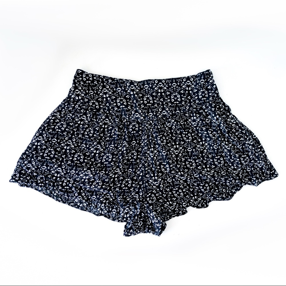 American Eagle Floral Lounge Shorts - Size Small